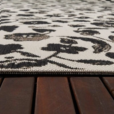 Floral Outdoor Rug Black - Opalhouse™ 5 Floral Outdoor Rug Black - Opalhouse™ - Image 3